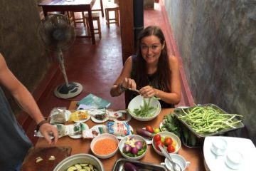 Private Authentic Sri Lankan Cooking Class with a local Women in Arugam Bay